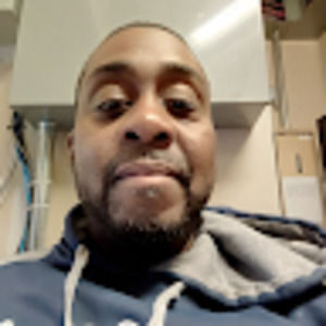 Meet your Posher, Raymone